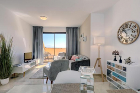 Duquesa Village Apartment - 2 Bed/2 Bath apartment with panoramic sea views, Manilva